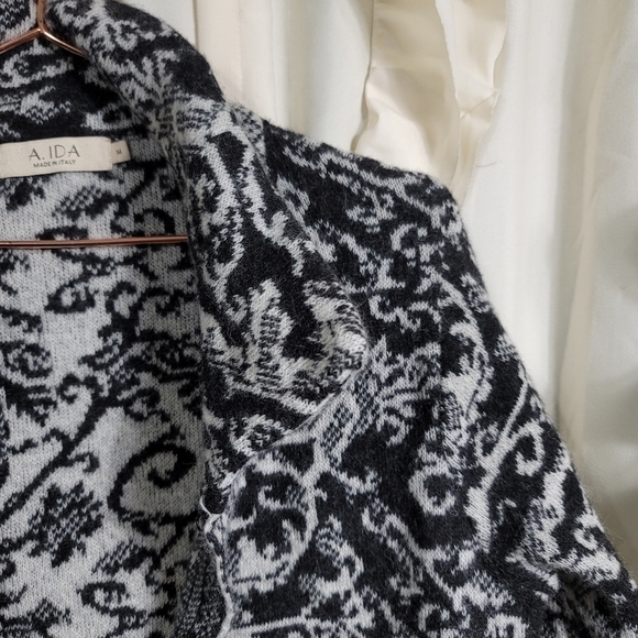 A. Ida Wool Blend Filigree Swirl Pattern Cardigan Open Front Made Italy Medium - Picture 3 of 6